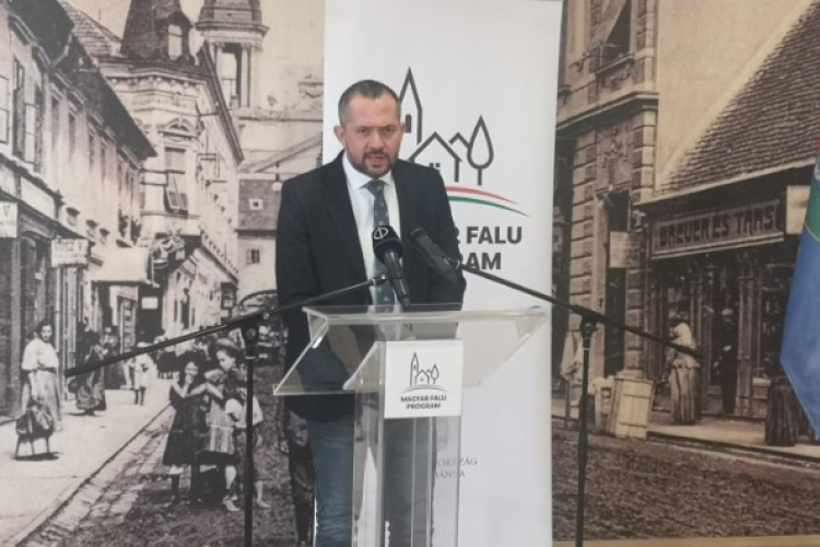 Gyopáros Alpár: megjelent a falusi templomok felújítását biztosító kormányhatározat