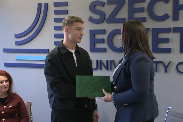 Hazatér Krakovszki Zsolt