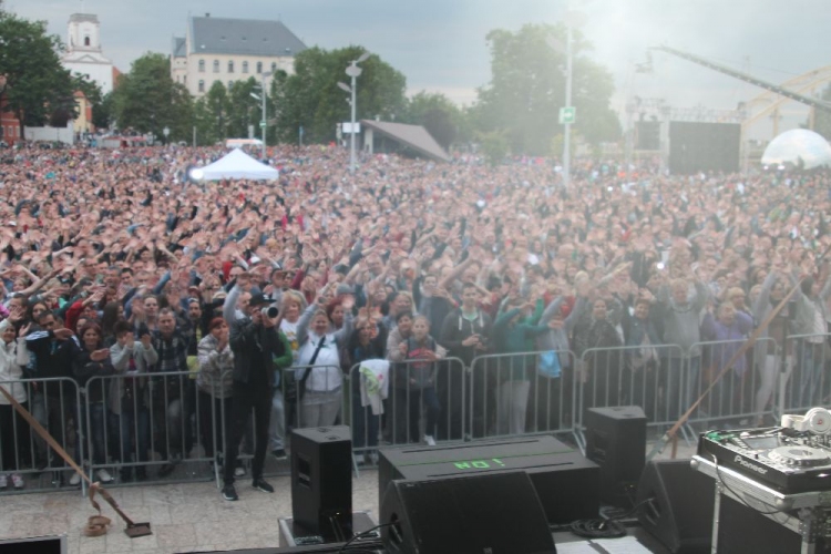 2017.06.17. Győri Nyár megnyitó Live Retro koncert (1) Fotók:árpika 