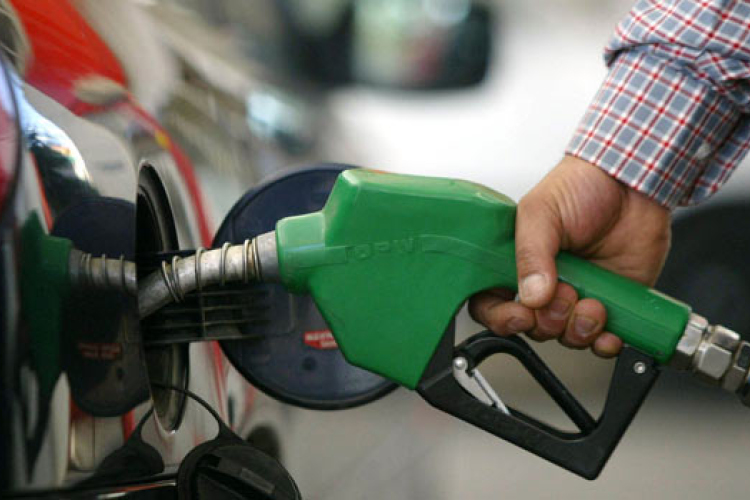 Szerdáig csökken az üzemanyagok ára