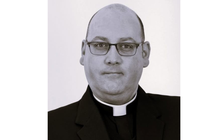 Február 13-án temetik Cipirán atyát