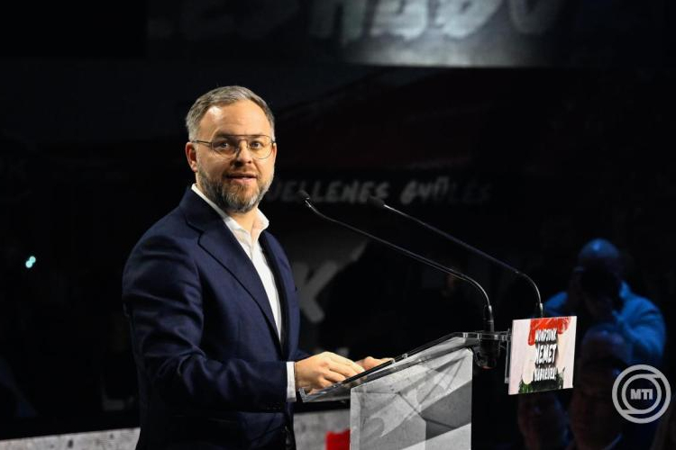 Orbán Balázs szerint ukrán jólét lesz a magyar jövőből, ha nem vigyázunk