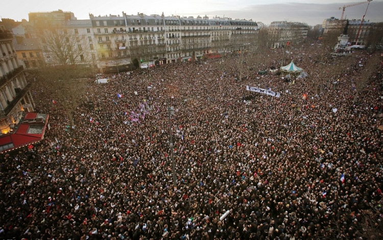Milliók vonultak fel Franciaországban a terror ellen